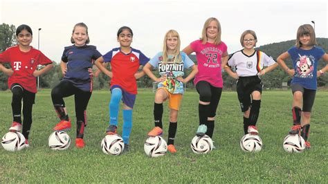 Fußball Bambini Mehr Mädchen sonst ists normal