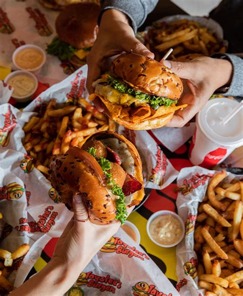 The Best Burger Joint In Southgate Mi Taystee’s Burgers