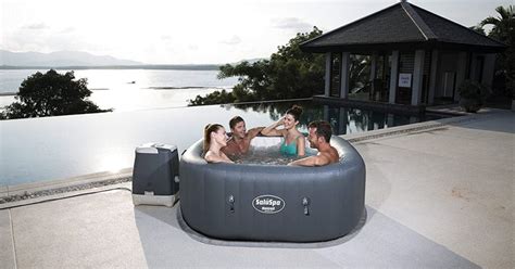 Bestway SaluSpa Hawaii Inflatable Hot Review 2025
