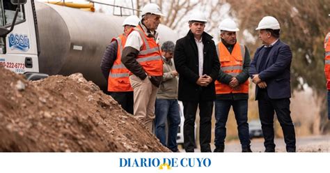 Orrego recorrió una obra de agua potable que beneficiará a casi 40 000