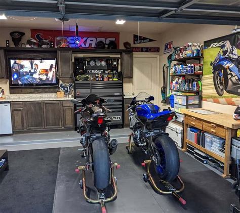 Mechanic Garage Man Cave Garage Motorcycle Garage Garage Bar Ideas