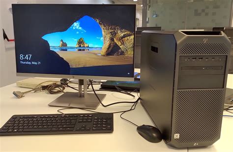 Review Hp Z4 G4 Workstation Configurație Performantă Pentru