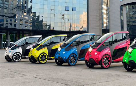 3 Wheeled Electric Vehicle Set To Go On Sale This Year In The U S And