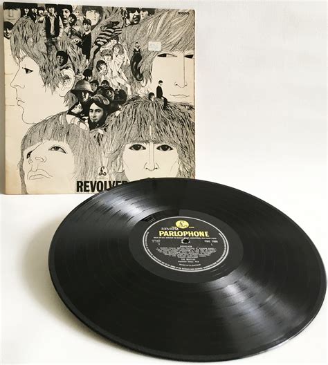 The Beatles Revolver Album Mono Lp Parlophone Second Pressing Grammy