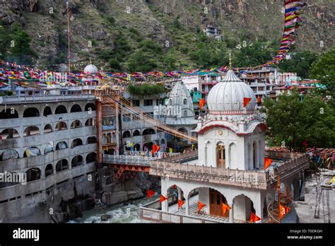 Manikaran Hot Spring Hi Res Stock Photography And Images Alamy