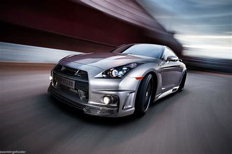 Andrew Bynum S Nissan GT R Super Street Cover Shot Gtr Nissan Gt R