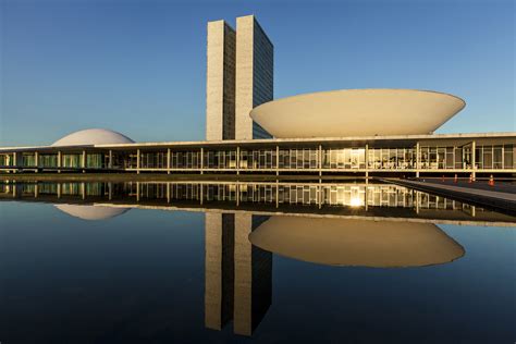 Obras De Oscar Niemeyer Em Brasília - Conheça as obras de Oscar Niemeyer em Brasília | Segue Viagem