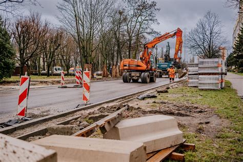 Na to czekają łodzianie Aż 21 ulic do remontu w 2024 roku LISTA ŁÓDŹ PL