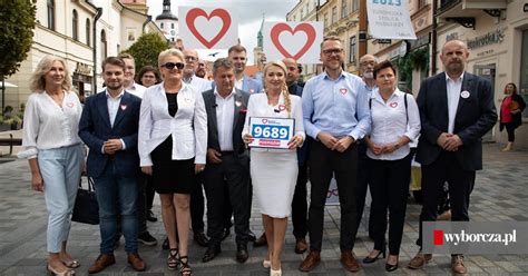 Wybory 2023 Koalicja Obywatelska chwali się tysiącami podpisów pod