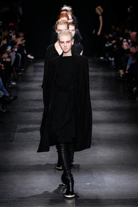 Ann Demeulemeester Fall 2014 Ready To Wear Collection Ann Demeulemeester