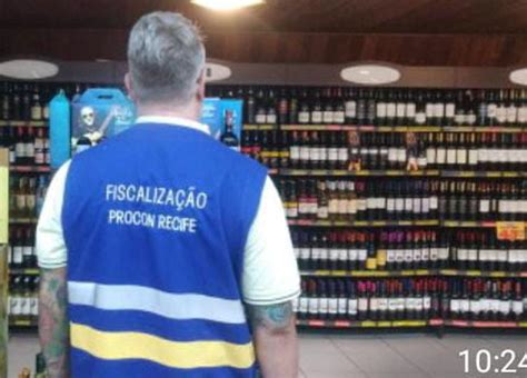 Ceia de Natal preços de produtos variam mais de 300 no Recife