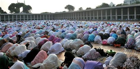 MUI Keluarkan Fatwa Larangan Salat Idul Adha Di Zona Merah Covid 19