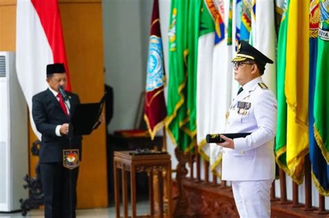 Adhy Karyono Resmi Dilantik Jadi Pj Gubernur Jatim JPNN Jatim