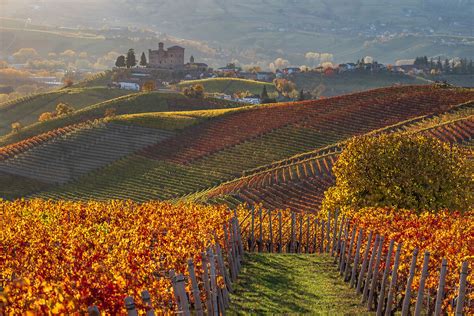 Grinzane E I Suoi Colori JuzaPhoto