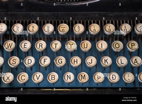 Qwerty Keyboard Typewriter