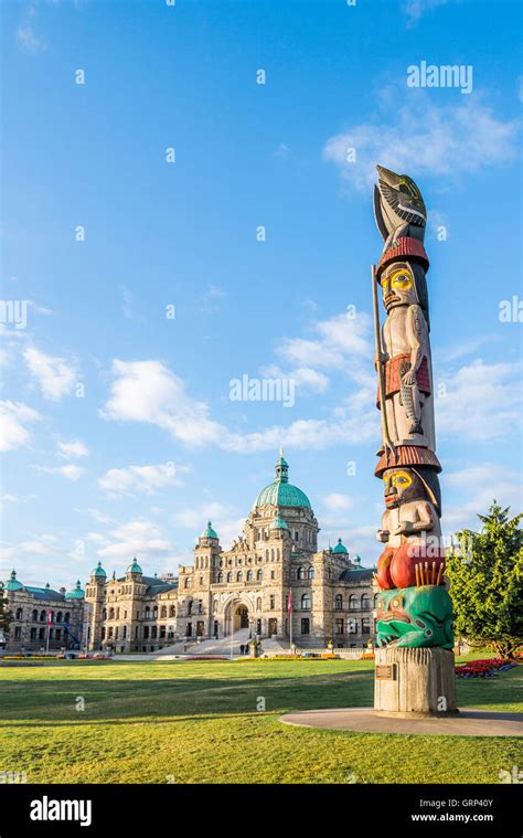 Knowledge Totem Pole British Columbia Canada Legislature Victoria Totem