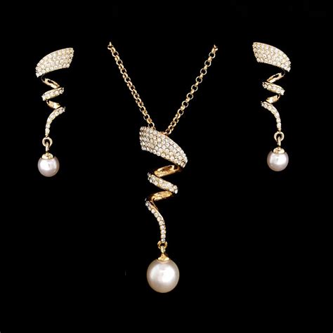 Vintage Imitation Pearl Necklace Gold Jewelry Set For Women Clear Crystal Elegant Party T