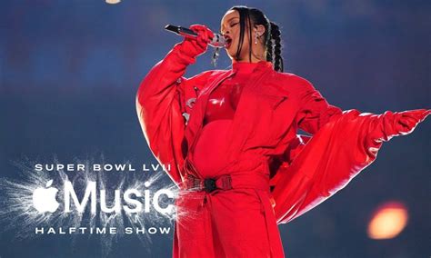 Rihannas Super Bowl Halftime Show Is Now Most Watched Of All Time