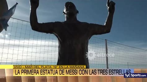 La primera estatua de Lionel Messi con las tres estrellas está en Mar