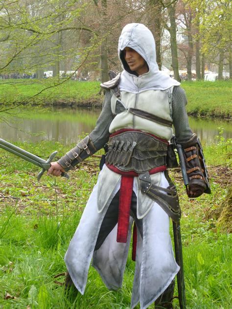 Assassins Creed Altair By Darkdivineone Assassins Creed Cosplay Assassins Creed Assassins