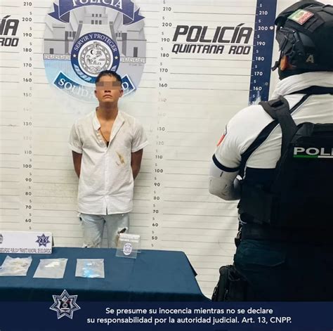 Sorprendido Un Joven Al Manipular Drogas En La V A P Blica