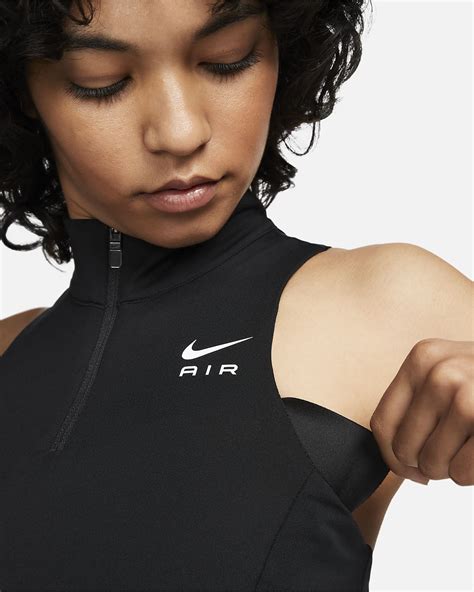 Nike Air Swoosh 1 2 Zip Women S Medium Support 1 Piece Pad Sports Bra Nike Ch