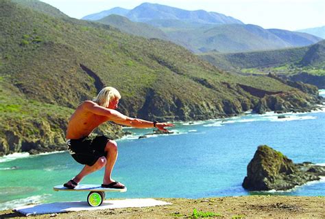 5 Best Balance Boards For Surfing - Waves Weekender