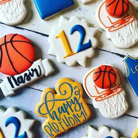 @luckygirlcookies...basketball | Basketball cookies, Cookie decorating ...