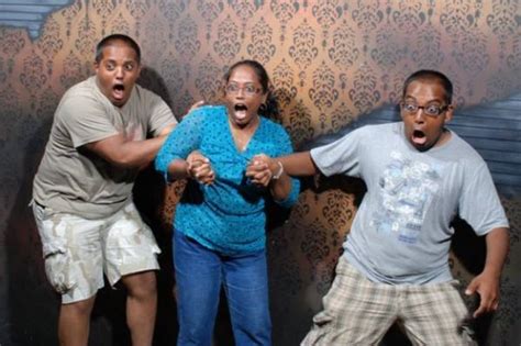 50 Hilariously Ridiculous Haunted House Reactions