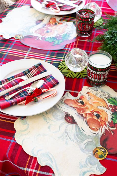 Fun & Festive Christmas Dinner Table Setting - In My Own Style