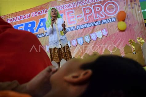 Lomba Mendongeng Antara Foto