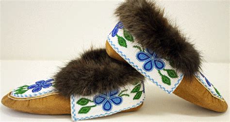 Tlicho Online Store Beaded Moccasins Moccasins Style Beaded Shoes