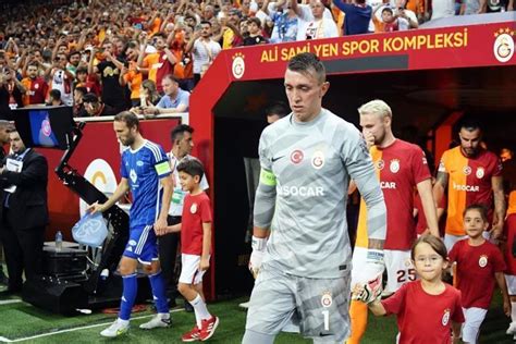 Galatasaray Da Kerem Akt Rko Lu Krizi Okan Buruk Ve Muslera Y Z Ne