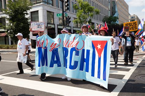 PHOTOS: Hundreds Of Anti-Communists Urge Biden To Intervene In Cuba ...