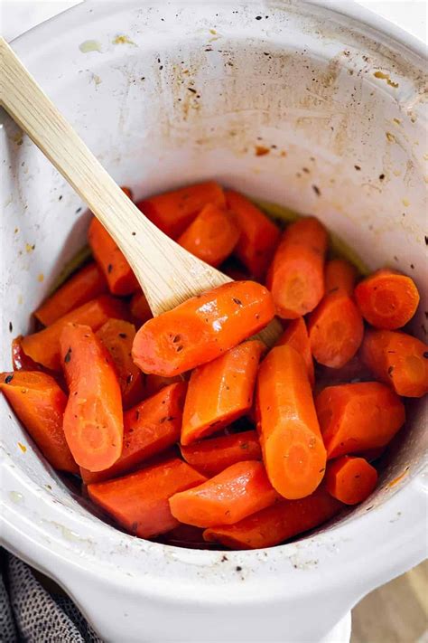 Honey Butter Thyme Crockpot Glazed Carrots Savory Nothings