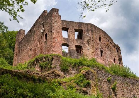 Lais Puzzle Ruine Der Burg Freienstein In Gammelsbach Oberzent Im