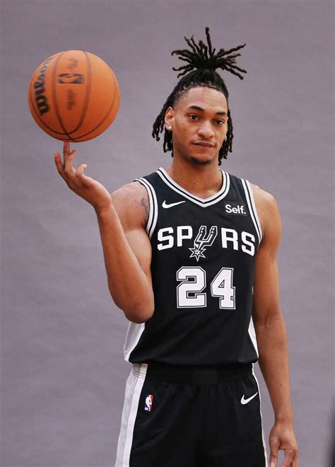 Devin Vassell agrees to contract extension with San Antonio Spurs