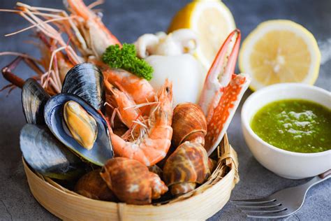 Fresh Shrimps Prawns Squid Mussels Spotted Babylon Shellfish Crab And