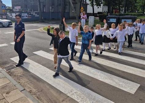 Dawka profilaktyki na rozpoczęcie roku szkolnego Policjanci z Sosnowca