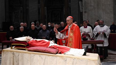 Ratzinger Il Cardinale Gambetti Univa Vita Benedettina E