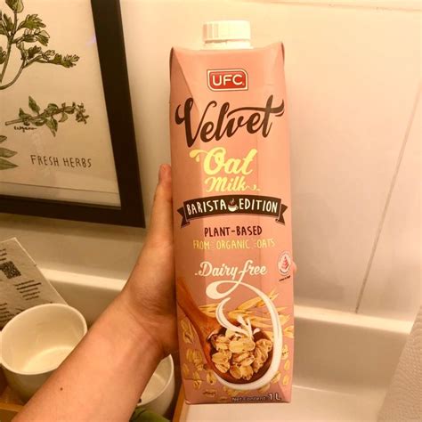 Ufc Velvet Oat Milk Coconut Milk Chocolate Coconut Milk Uht Milk L