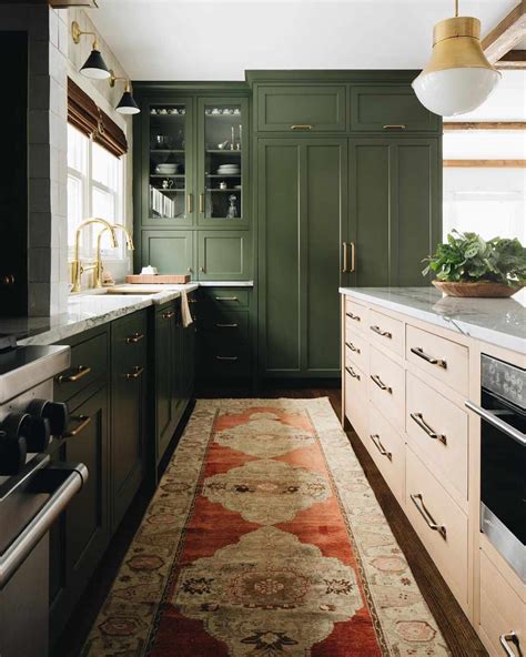 Green Kitchen Cabinet Ideas