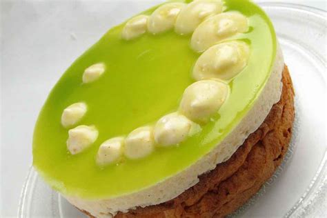 KIWI CAKE - Royal Breads