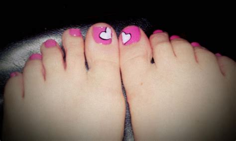 Valentine Toes By Brook Cargile Cool Nail Art Cute Nails Cool