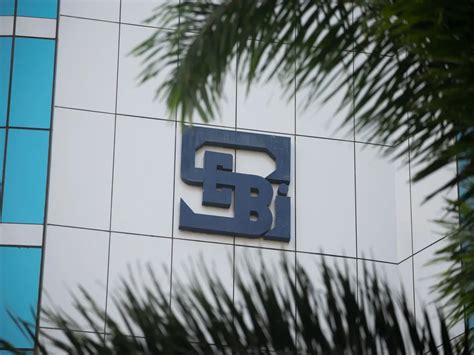 SEBI Mulls Rationalising Disclosure Requirement For Rights Issue