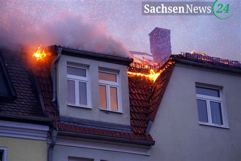 Bautzen Dachstuhl Steht Lichterloh In Flammen Sachsennews De