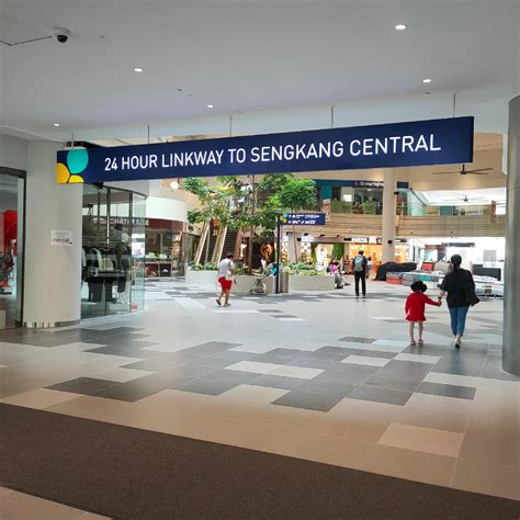 Sengkang Grand Mall – Stores, Food, Facilities