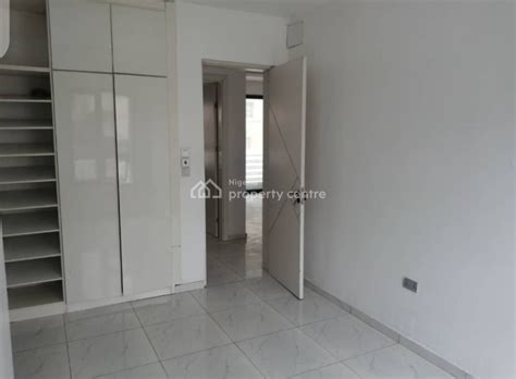 For Rent Luxury Bedroom Flat Upstairs With Open Plan Kitchen