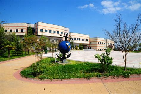 Kocaeli Üniversitesi İlahiyat Fakültesi Ne Nerede