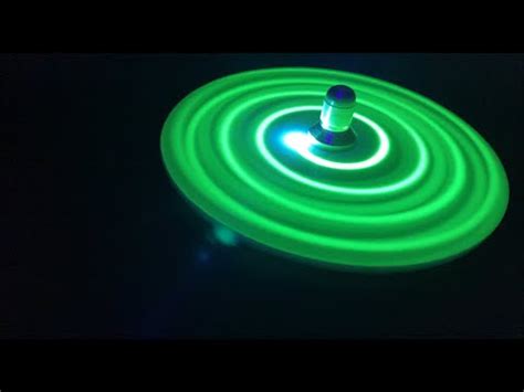 PhoTOP Phosphorescent Spinning Toy Gadgetify YouTube